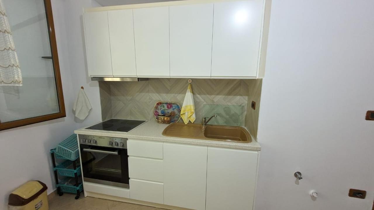 Hasani Apartments Sarandë Exterior foto